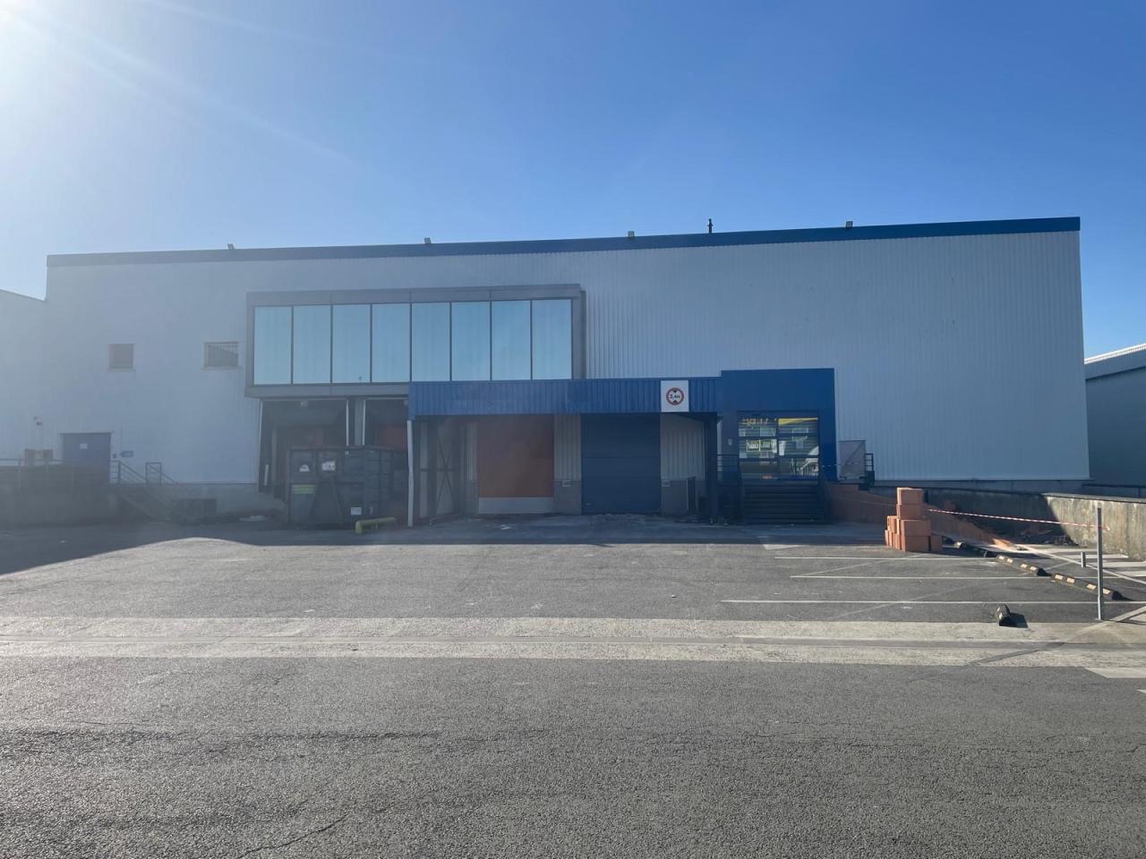 Local d'activité Wasquehal 2250m² Location local d'activité Wasquehal Nord OLACT2530418 0